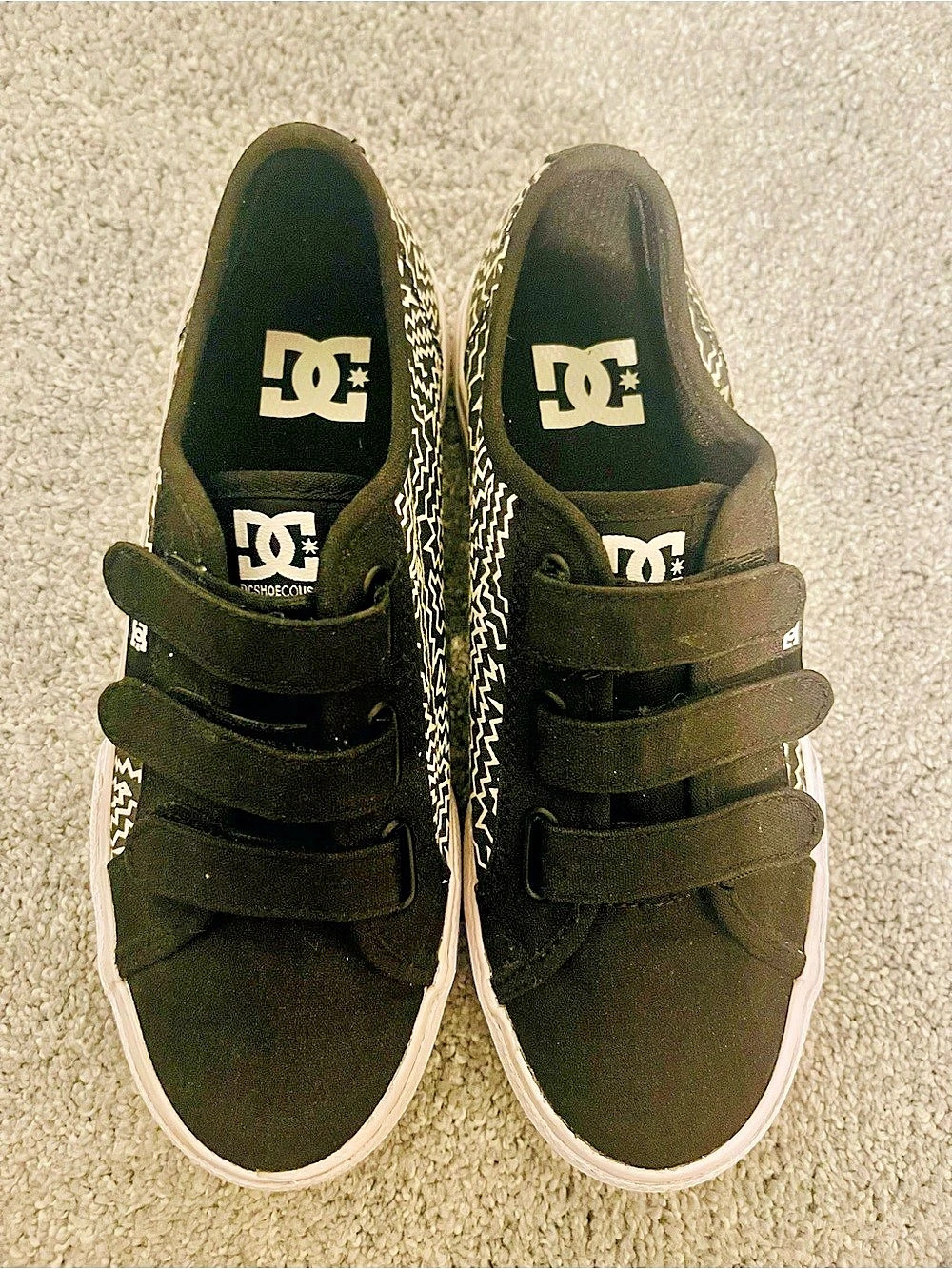 DC Black & White Sneakers US 5